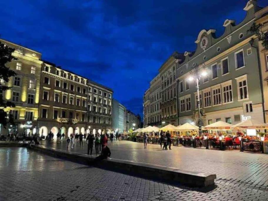 Heart Of Old Town / Florianska 19 Apartment